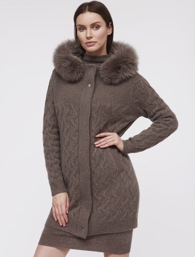 коричневое пальто для женщин